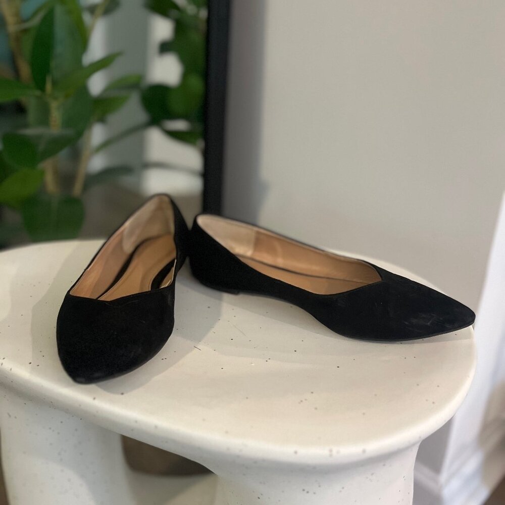 Black Target Flats